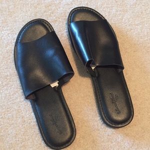 Size 9 black leather strap slides from target